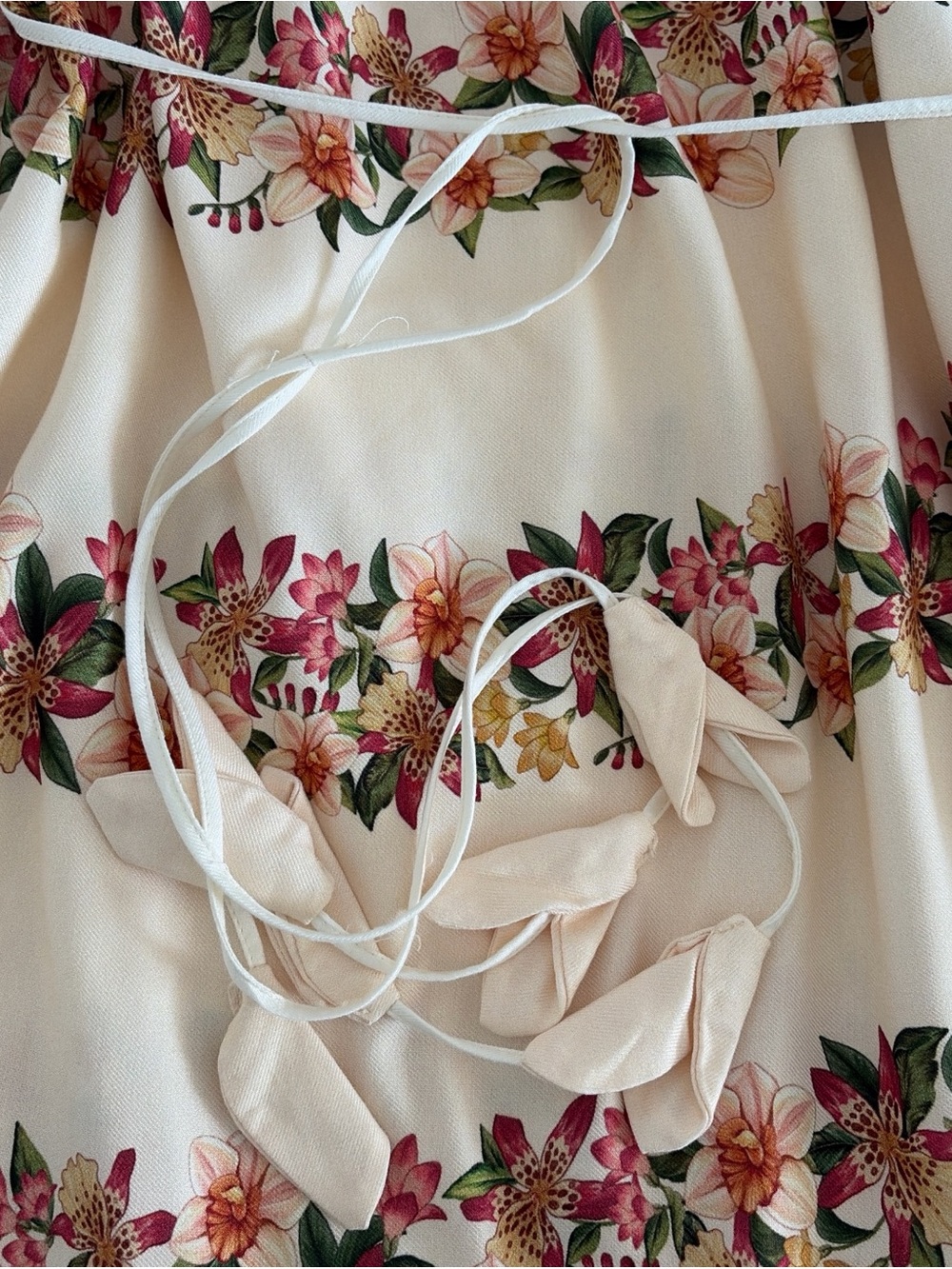 FARM Rio One-Shoulder Floral Maxi Dress in Cream NWT - Picture 5 of 13